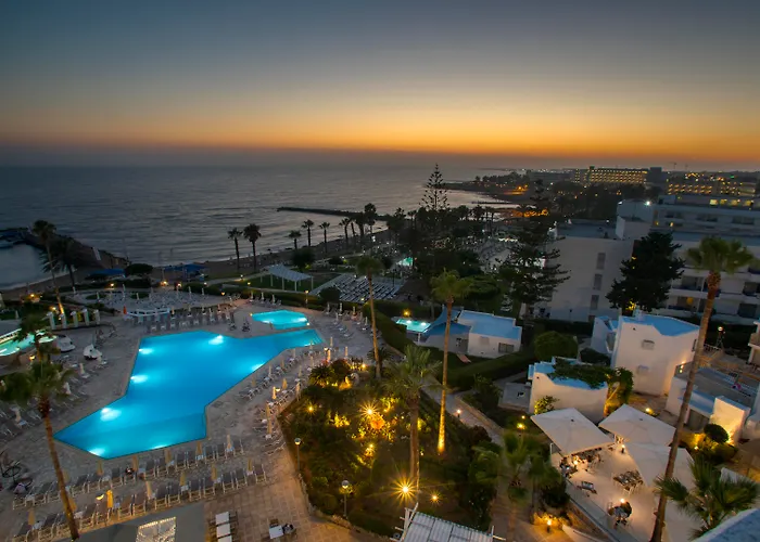 Leonardo Plaza Cypria Maris Beach Hotel & Spa (Adults Only)