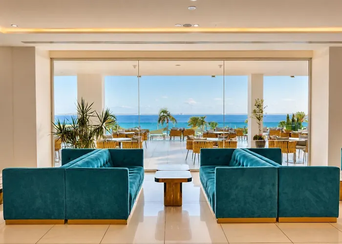 King Evelthon Beach Hotel & Resort